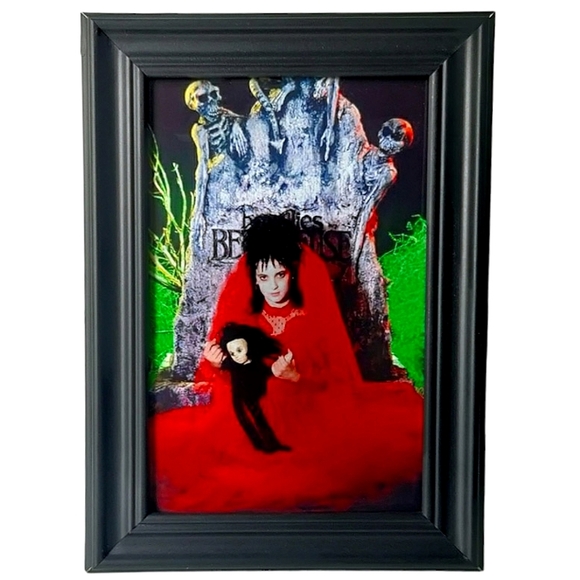Beetlejuice Lydia Deetz Tim Burton Strange Unsusal - Picture 2 of 8